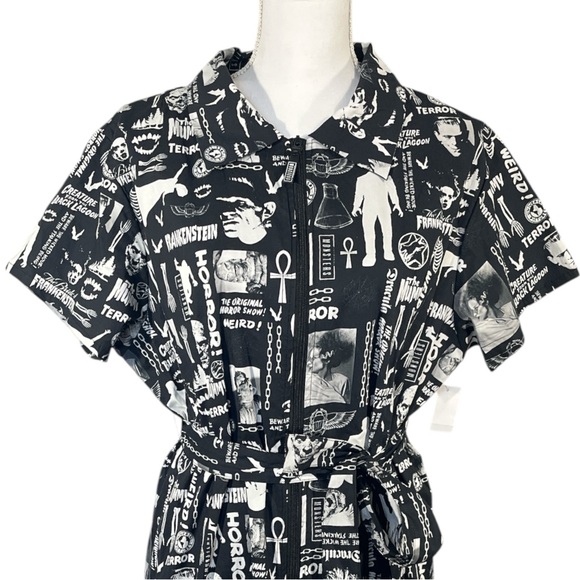 NWT Universal Studios Epic Universe Universal Monsters Dress Size 3XL - Picture 3 of 7